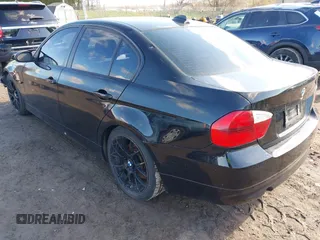 2008 BMW 3 Series 335i with VIN WBAVB73528KY63282, listed as a IAAI auction lot 42059271 with 142,629 mi miles and . Bid and sale history available at DreamBid. Image 3.