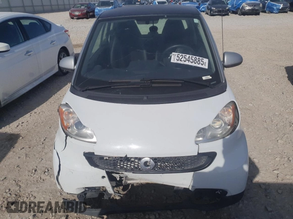 2013 Smart fortwo Pure with VIN WMEEJ3BA6DK685336, listed as a Copart auction lot 52545885 with Not provided miles and Salvage title. Bid and sale history available at DreamBid. Image 5.