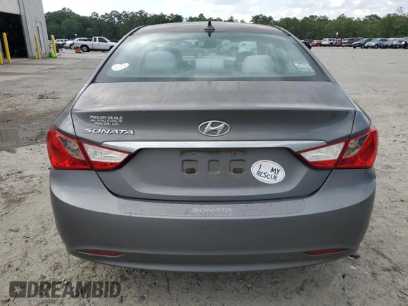 2013 Hyundai Sonata GLS z VIN 5NPEB4AC3DH811185, wystawiony jako Copart lot #58635775 z przebiegiem 153 263 mil mil oraz Czysty tytuł • Clean title. Historia ofert i sprzedaży dostępna na DreamBid. Obrazek 6.