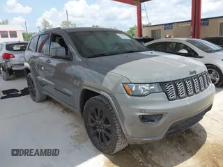 2019 Jeep Grand Cherokee Upland z VIN 1C4RJEAGXKC851107, wystawiony jako IAAI lot #42346468 z przebiegiem 60 608 mil mil oraz . Historia ofert i sprzedaży dostępna na DreamBid. Obrazek 1.