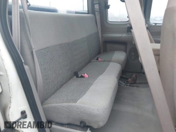 1997 Ford F-150 XL with VIN 1FTDX1863VNB01474, listed as a IAAI auction lot 41446672 with 223,296 mi miles. Bid and sale history available at carsss.com. Image 8.