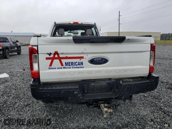 2017 Ford F-350 XL с VIN 1FT7W3AT8HEE58455, выставлен на аукционе Copart как лот 54678205 с пробегом 196 545 миль миль и Списание • Salvage title. История ставок и продаж доступна на DreamBid. Изображение 6.