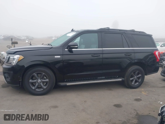 2021 Ford Expedition XLT with VIN 1FMJU1JT7MEA71014, listed as a IAAI auction lot 41219835 with 93,725 mi miles. Bid and sale history available at carsss.com. Image 14.