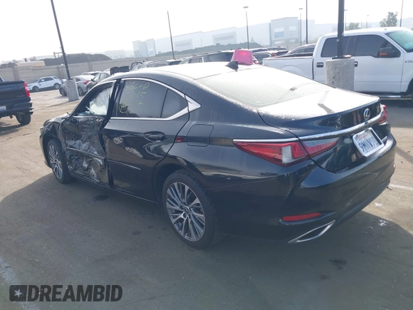 2021 Lexus ES with VIN 58ADZ1B11MU085680, listed as a IAAI auction lot 41447914 with 29,852 mi miles. Bid and sale history available at carsss.com. Image 15.