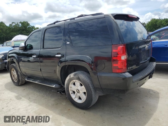 2008 Chevrolet Tahoe 3LT with VIN 1GNFK13098R130170, listed as a Copart auction lot 56369135 with 311,243 mi miles and Salvage title. Bid and sale history available at DreamBid. Image 2.