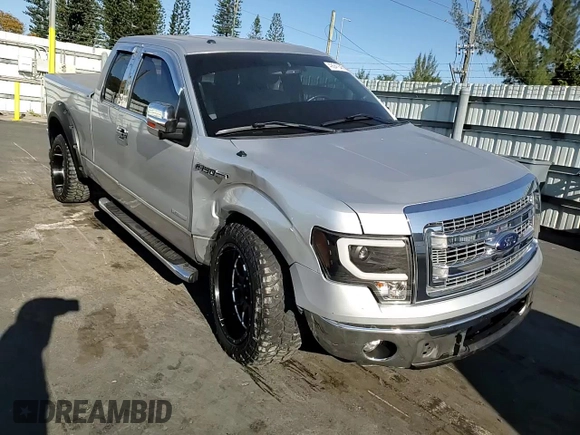 2013 Ford F-150 XL z VIN 1FTFX1CTXDFC92650, wystawiony jako Copart lot #49241845 z przebiegiem 151 128 mil mil oraz Szkoda całkowita • Salvage title. Historia ofert i sprzedaży dostępna na DreamBid. Obrazek 11.