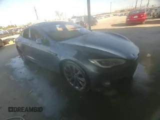2018 Tesla Model S 75D with VIN 5YJSA1E48JF254615, listed as a Copart auction lot 49901715 with 109,694 mi miles and Salvage title. Bid and sale history available at DreamBid. Image 11.