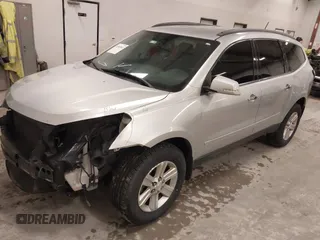 2014 Chevrolet Traverse LT with VIN 1GNKRGKD9EJ149541, listed as a IAAI auction lot 41945942 with 186,531 mi miles. Bid and sale history available at carsss.com. Image 17.