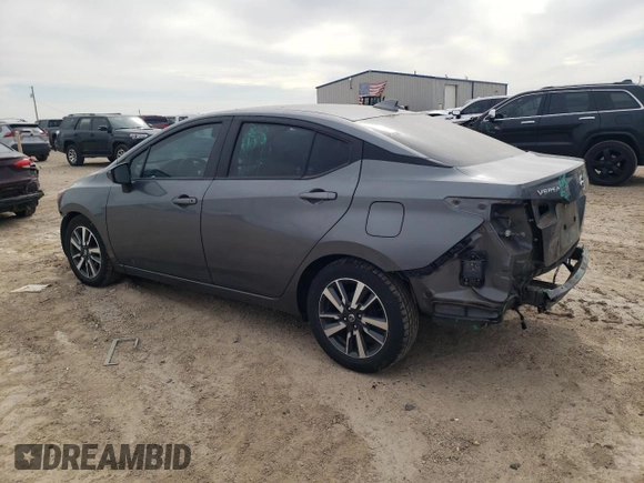 2021 Nissan Versa SV z VIN 3N1CN8EV3ML876784, wystawiony jako Copart lot #52568865 z przebiegiem 67 078 mil mil oraz Szkoda całkowita • Salvage title. Historia ofert i sprzedaży dostępna na DreamBid. Obrazek 2.