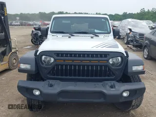 2021 Jeep Wrangler 80th Anniversary with VIN 1C4GJXAN1MW664034, listed as a IAAI auction lot 42682065 with 41,281 mi miles and . Bid and sale history available at DreamBid. Image 12.