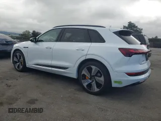 2023 Audi e-tron Premium Plus с VIN WA1LAAGE9PB025201, выставлен на аукционе Copart как лот 50419185 с пробегом 20 102 миль миль и Списание • Salvage title. История ставок и продаж доступна на DreamBid. Изображение 2.