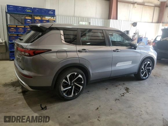 2022 Mitsubishi Outlander SE z VIN JA4J3UA84NZ031658, wystawiony jako Copart lot #56142155 z przebiegiem 73 500 mil mil oraz Szkoda całkowita • Salvage title. Historia ofert i sprzedaży dostępna na DreamBid. Obrazek 3.