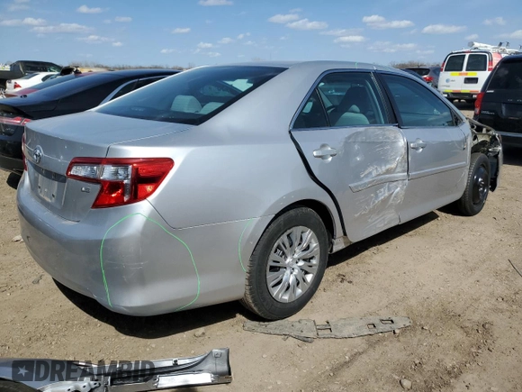 2014 Toyota Camry L with VIN 4T4BF1FK8ER421682, listed as a Copart auction lot 52621075 with 31,272 mi miles and Salvage Title. Bid and sale history available at DreamBid. Image 3.