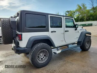 2015 Jeep Wrangler Unlimited Rubicon with VIN 1C4BJWFGXFL518301, listed as a Copart auction lot 61910775 with 153,945 mi miles and Clean title. Bid and sale history available at DreamBid. Image 3.