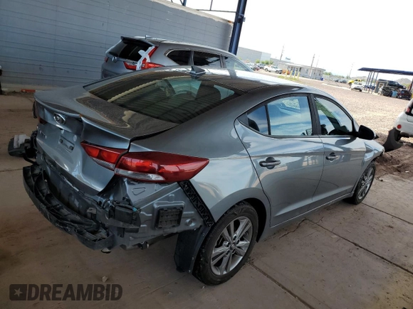 2018 Hyundai Elantra SEL z VIN KMHD84LF5JU637747, wystawiony jako Copart lot #53756485 z przebiegiem 77 576 mil mil oraz Szkoda całkowita • Salvage title. Historia ofert i sprzedaży dostępna na DreamBid. Obrazek 3.
