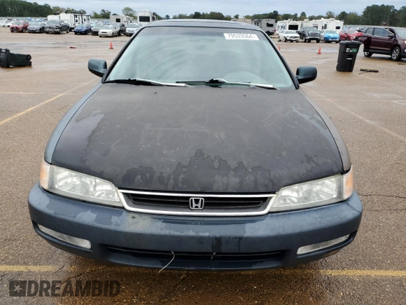 1996 Honda Accord EX with VIN 1HGCD5651TA188013, listed as a Copart auction lot 79533564 with 286,325 mi miles and Clean Title. Bid and sale history available at DreamBid. Image 5.