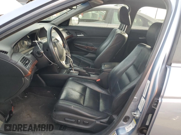 2010 Honda Crosstour EX-L z VIN 5J6TF1H52AL013750, wystawiony jako Copart lot #84113394 z przebiegiem 149 348 mil mil oraz Szkoda całkowita • Salvage title. Historia ofert i sprzedaży dostępna na DreamBid. Obrazek 7.