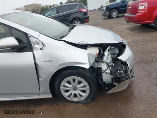 2019 Toyota Prius L Eco with VIN JTDKARFU3K3081100, listed as a IAAI auction lot 38896610 with 79,542 mi miles. Bid and sale history available at carsss.com. Image 6.