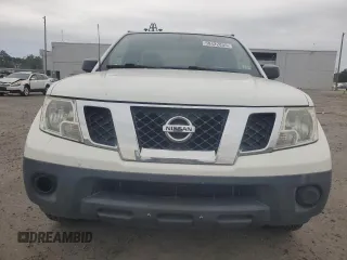 2014 Nissan Frontier S z VIN 1N6BD0CT5EN767305, wystawiony jako Copart lot #58422855 z przebiegiem 141 378 mil mil oraz Czysty tytuł • Clean title. Historia ofert i sprzedaży dostępna na DreamBid. Obrazek 5.