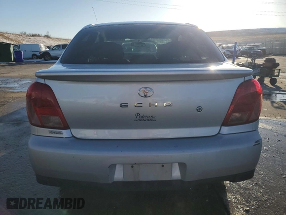 2000 Toyota ECHO with VIN JTDAT1230Y0089220, listed as a Copart auction lot 43000535 with 213,857 mi miles and Salvage Title. Bid and sale history available at DreamBid. Image 6.
