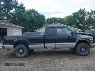 2000 Ford F-250 XL with VIN 1FTNX21L0YEB68631, listed as a IAAI auction lot 42639352 with 263,245 mi miles and . Bid and sale history available at DreamBid. Image 13.