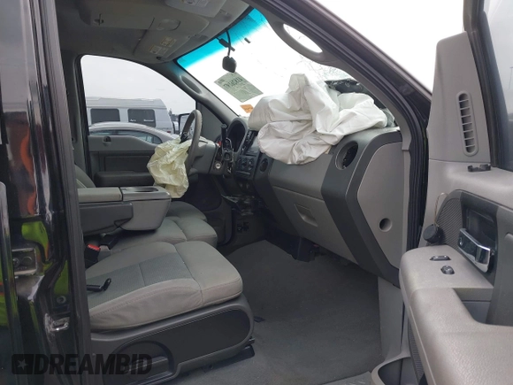 2008 Ford F-150 XLT with VIN 1FTPW125X8KB20240, listed as a IAAI auction lot 41826197 with 1 mi miles. Bid and sale history available at carsss.com. Image 5.