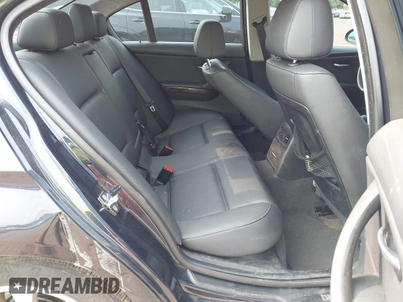 2007 BMW 3 Series 328i with VIN WBAVA33597PV66894, listed as a IAAI auction lot 42407280 with 160,527 mi miles and . Bid and sale history available at DreamBid. Image 8.