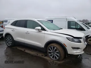 2019 Lincoln MKC Reserve with VIN 5LMCJ3D99KUL12875, listed as a Copart auction lot 49184785 with Not Provided miles and Salvage Title. Bid and sale history available at DreamBid. Image 4.