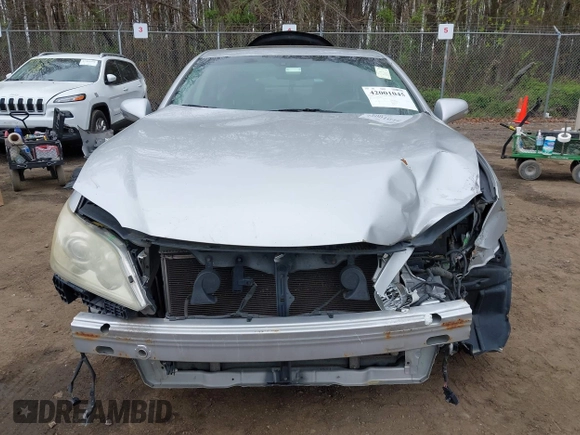 2010 Lexus ES 330 with VIN JTHBK1EG6A2390024, listed as a IAAI auction lot 42001045 with 126,860 mi miles and . Bid and sale history available at DreamBid. Image 12.
