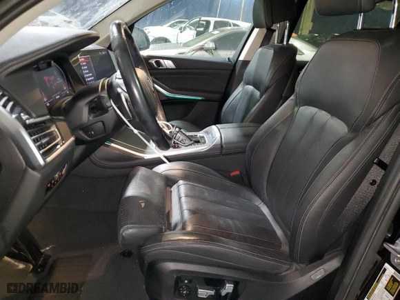 2019 BMW X7 xDrive40i with VIN 5UXCW2C59KL085810, listed as a Copart auction lot 88975505 with 113,891 mi miles and Clean Title. Bid and sale history available at carsss.com. Image 7.
