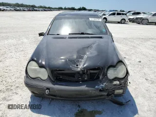 2002 Mercedes-Benz C 230/260/280/320 z VIN WDBRF61J32F222367, wystawiony jako Copart lot #59772325 z przebiegiem Nie podano mil oraz Szkoda całkowita • Salvage title. Historia ofert i sprzedaży dostępna na DreamBid. Obrazek 5.