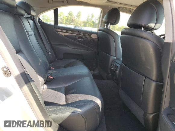 2013 Lexus LS 460 with VIN JTHCL5EF2D5019526, listed as a Copart auction lot 55359565 with 115,173 mi miles and Salvage title. Bid and sale history available at DreamBid. Image 10.