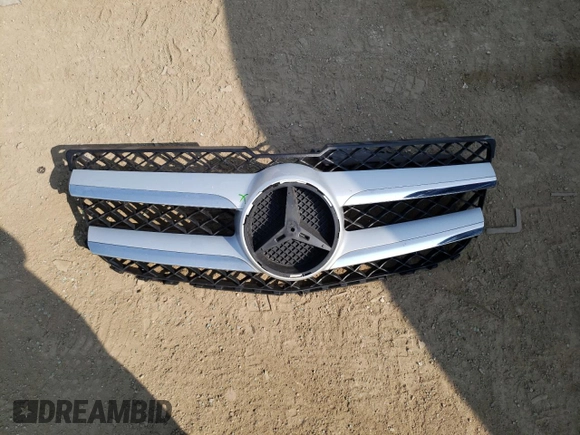 2013 Mercedes-Benz GLK 350 with VIN WDCGG8JB1DG116355, listed as a Copart auction lot 71310514 with 105,758 mi miles and Salvage Title. Bid and sale history available at DreamBid. Image 13.