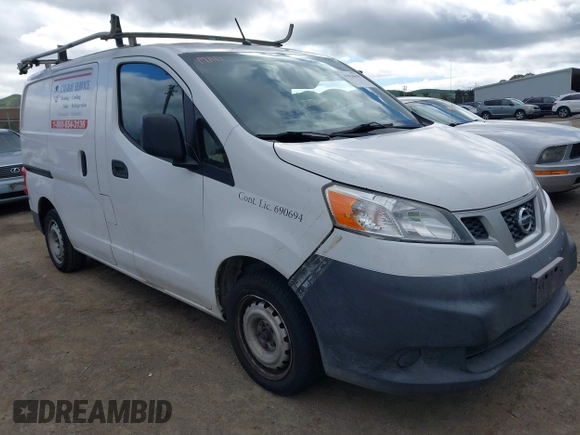 2013 Nissan NV200 SV with VIN 3N6CM0KN0DK692265, listed as a IAAI auction lot 41620439 with 196,980 mi miles and . Bid and sale history available at DreamBid. Image 1.