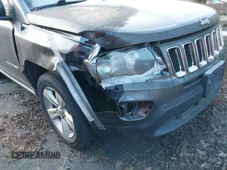 2015 Jeep Compass Sport with VIN 1C4NJDBB0FD153844, listed as a IAAI auction lot 41130360 with Not Provided miles and . Bid and sale history available at carsss.com. Image 6.