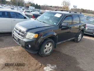 2011 Ford Escape XLT with VIN 1FMCU9DG3BKB95799, listed as a IAAI auction lot 41058817 with Not provided miles and . Bid and sale history available at DreamBid. Image 18.
