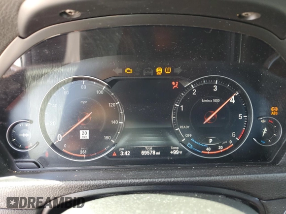 2018 BMW 3 Series 328d xDrive with VIN WBA8J1C51JA379516, listed as a Copart auction lot 60606515 with 69,578 mi miles and Salvage title. Bid and sale history available at DreamBid. Image 9.