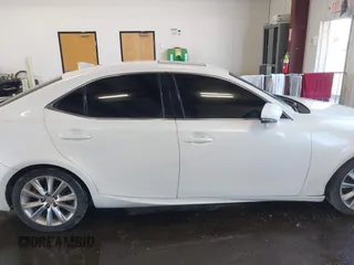 2014 Lexus IS 250 with VIN JTHBF1D23E5019062, listed as a IAAI auction lot 42451266 with 123,228 mi miles and . Bid and sale history available at DreamBid. Image 13.