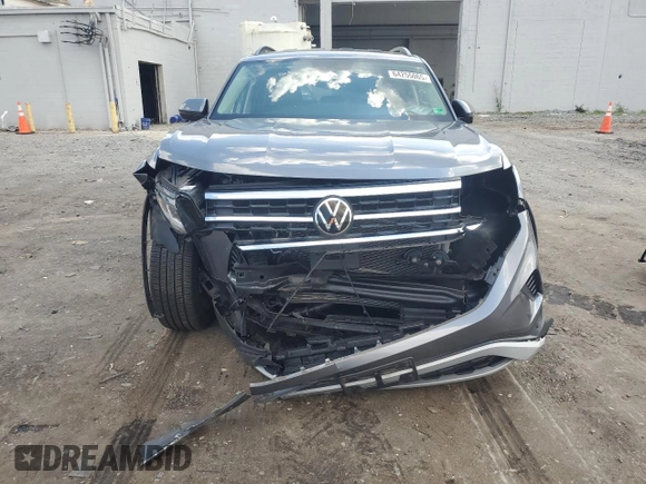 2023 Volkswagen Atlas SE with VIN 1V2HR2CA8PC547047, listed as a Copart auction lot 64255065 with 29,394 mi miles and Salvage title. Bid and sale history available at DreamBid. Image 5.