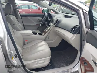 2011 Toyota Venza with VIN 4T3ZA3BB4BU045476, listed as a IAAI auction lot 42186161 with 135,932 mi miles and . Bid and sale history available at DreamBid. Image 5.