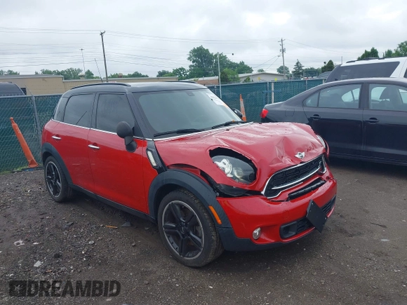 2015 MINI Countryman S with VIN WMWZC3C57FWT04338, listed as a IAAI auction lot 42524134 with 52,137 mi miles and . Bid and sale history available at DreamBid. Image 1.