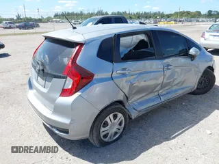 2020 Honda Fit LX z VIN 3HGGK5H44LM729036, wystawiony jako IAAI lot #41840623 z przebiegiem 134 277 mil mil oraz . Historia ofert i sprzedaży dostępna na DreamBid. Obrazek 4.