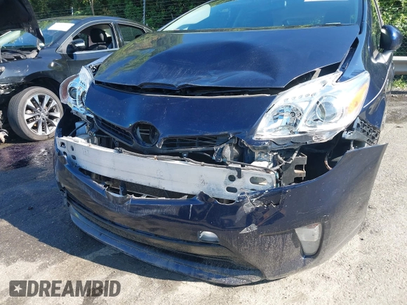 2014 Toyota Prius Four with VIN JTDKN3DU6E1738962, listed as a IAAI auction lot 42453971 with 176,133 mi miles and . Bid and sale history available at DreamBid. Image 6.
