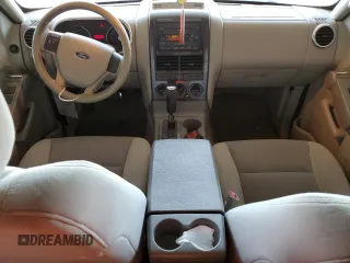 2007 Ford Explorer XLT z VIN 1FMEU63E57UA34759, wystawiony jako Copart lot #65446055 z przebiegiem 206 473 mil mil oraz Czysty tytuł • Clean title. Historia ofert i sprzedaży dostępna na DreamBid. Obrazek 8.