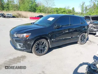 2019 Mitsubishi Outlander ES z VIN JA4AR3AU5KU016441, wystawiony jako IAAI lot #42122866 z przebiegiem 76 866 mil mil oraz . Historia ofert i sprzedaży dostępna na DreamBid. Obrazek 2.