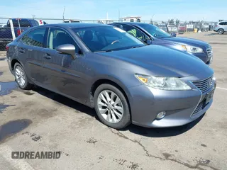 2013 Lexus ES 300h with VIN JTHBW1GG6D2033481, listed as a IAAI auction lot 42262327 with 162,138 mi miles and . Bid and sale history available at DreamBid. Image 1.