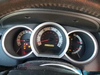 2012 Toyota Tacoma z VIN 5TFUU4EN0CX032895, wystawiony jako Copart lot #55491325 z przebiegiem 73 529 mil mil oraz Szkoda całkowita • Salvage title. Historia ofert i sprzedaży dostępna na DreamBid. Obrazek 9.