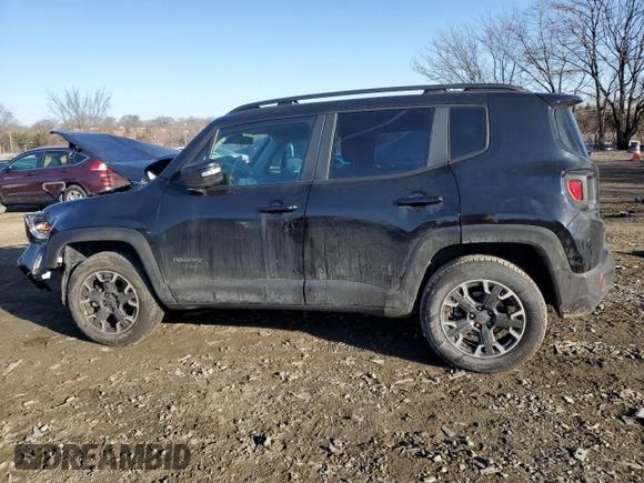 2023 Jeep Renegade Upland with VIN ZACNJDB18PPP61327, listed as a Copart auction lot 42026835 with 18,921 mi miles and Salvage title. Bid and sale history available at DreamBid. Image 2.