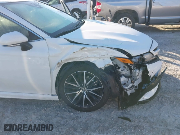2023 Toyota Camry SE z VIN 4T1G11AKXPU153288, wystawiony jako IAAI lot #41816589 z przebiegiem 33 708 mil mil oraz . Historia ofert i sprzedaży dostępna na DreamBid. Obrazek 6.