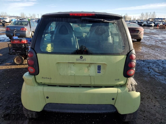 2006 Smart fortwo z VIN WMEAJ00F66J237683, wystawiony jako Copart lot #46675335 z przebiegiem 155 160 mil mil oraz Szkody całkowita. Historia ofert i sprzedaży dostępna na DreamBid. Obrazek 6.